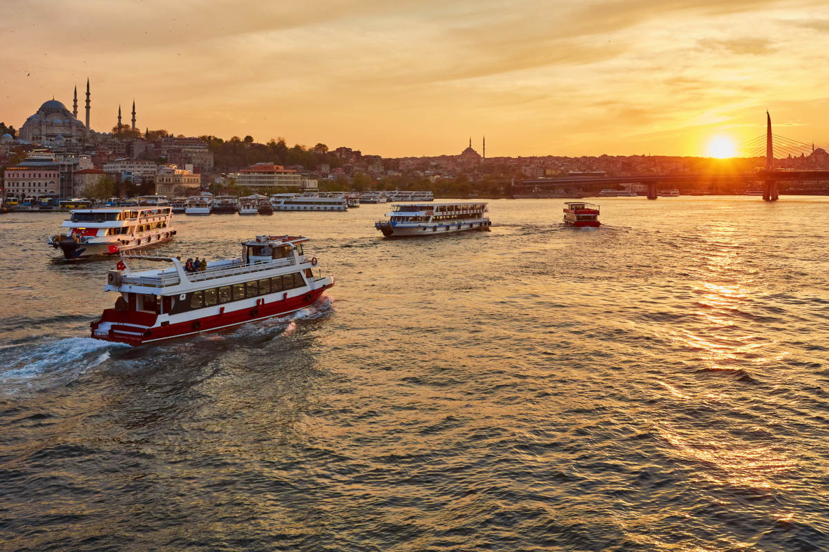 Кораблик по Босфору Стамбул
